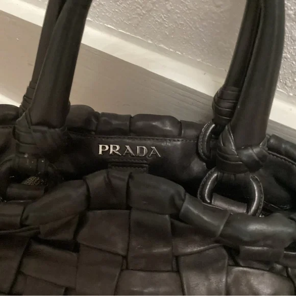 SALE!!!!!! Prada Nappa leather woven bag - Picture 3 of 10